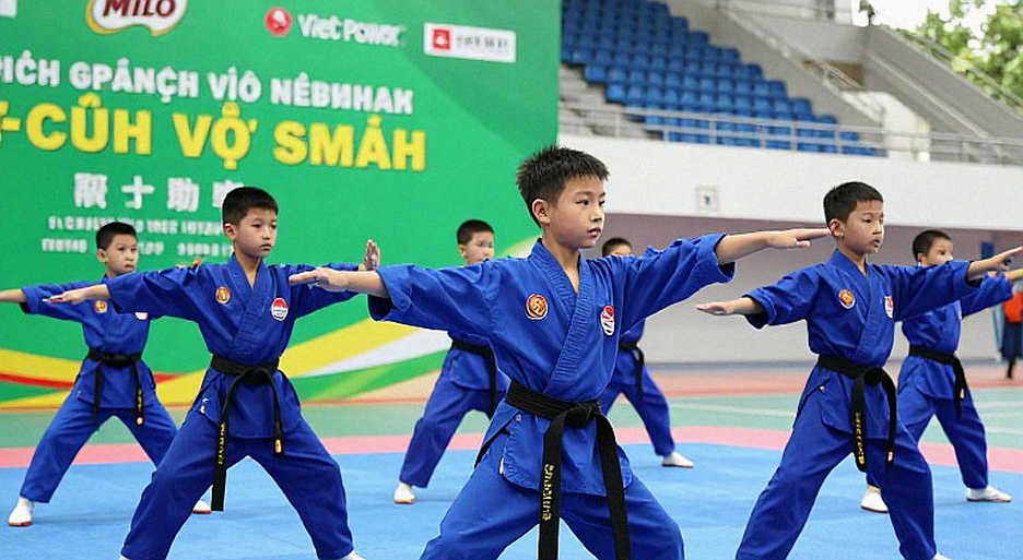 Tomofumi Takajo bị bắt vì nghi án rút tiền hộ: cú ngã không có đệm sau tấm huy chương Grand Slam