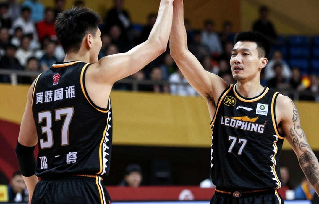 Doncic thú nhận 'trận đấu khủng khiếp' sau 11 lần mất bóng: Lakers thắng trận, nhưng hệ thống tấn công thì chưa